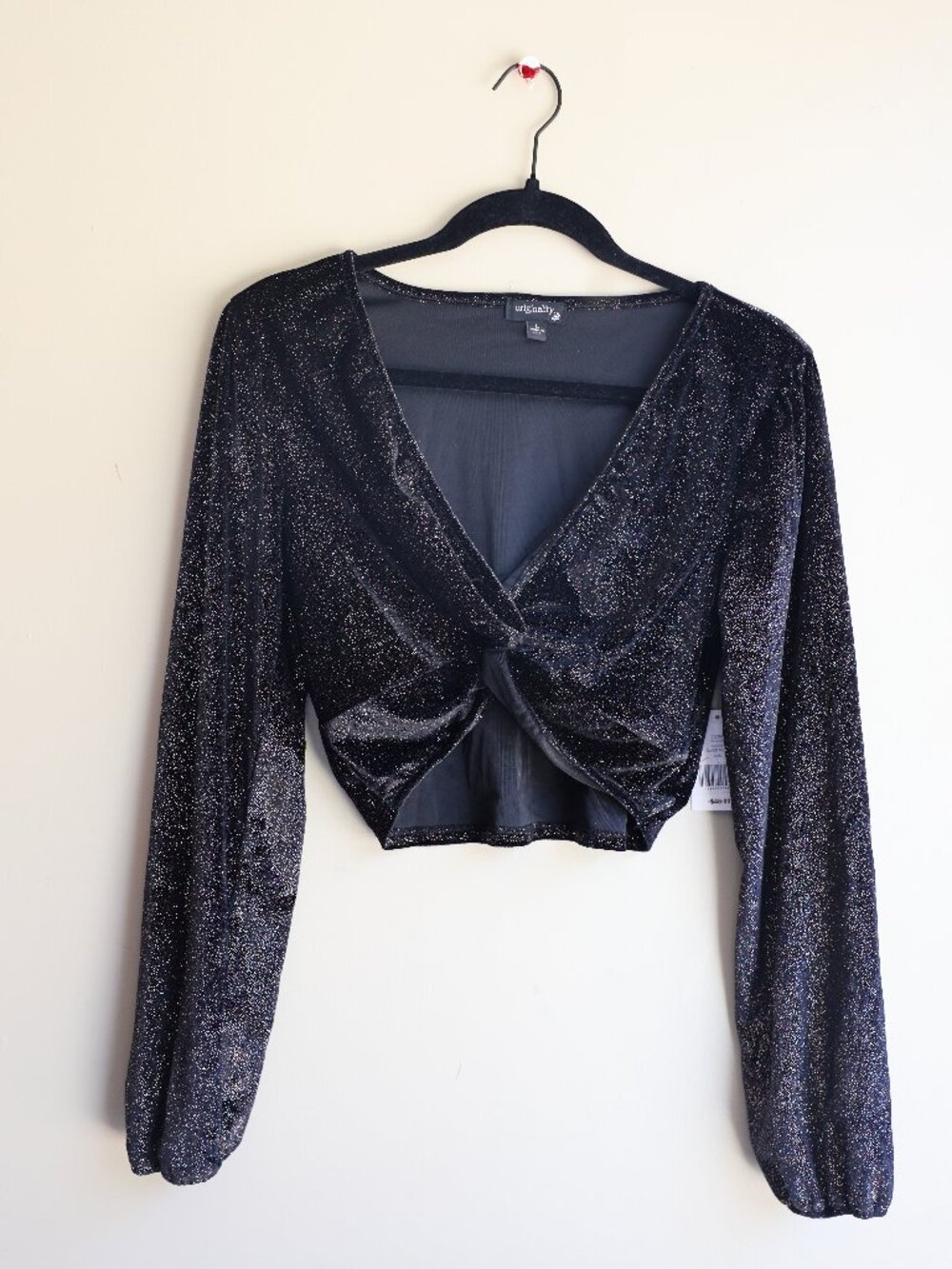 Originality NWT Black Metallic Glitter Front Twist V-Neck Crop Top (L)